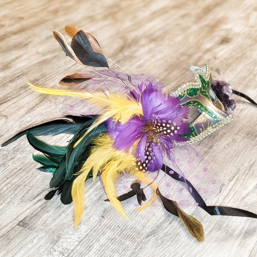 Ladies Mardi Gras Mask 2022 Mardi Gras Ball Formal Attire Exotic Feathered Mask - Picture 10 of 12